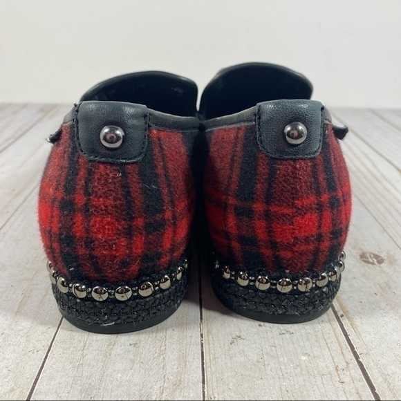 Chelsea & Violet Red Black Buffalo Check Slip-on Flats Flannel Fuzzy Lined 8 - Picture 4 of 10